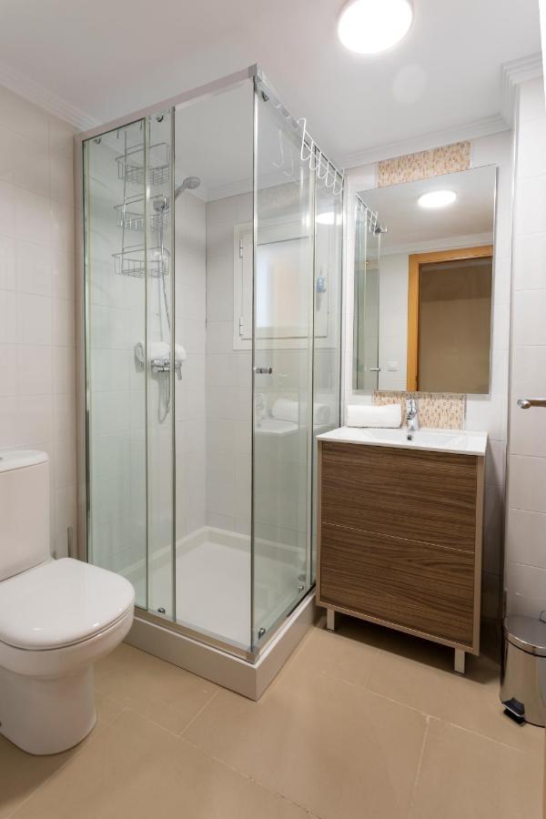 Brisas B2, 2 Dormitorios, Playa A 50M, By Bookindenia Denia Exterior foto